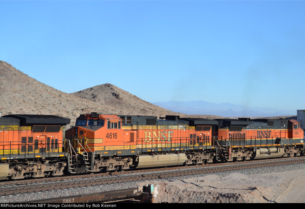 BNSF 4616